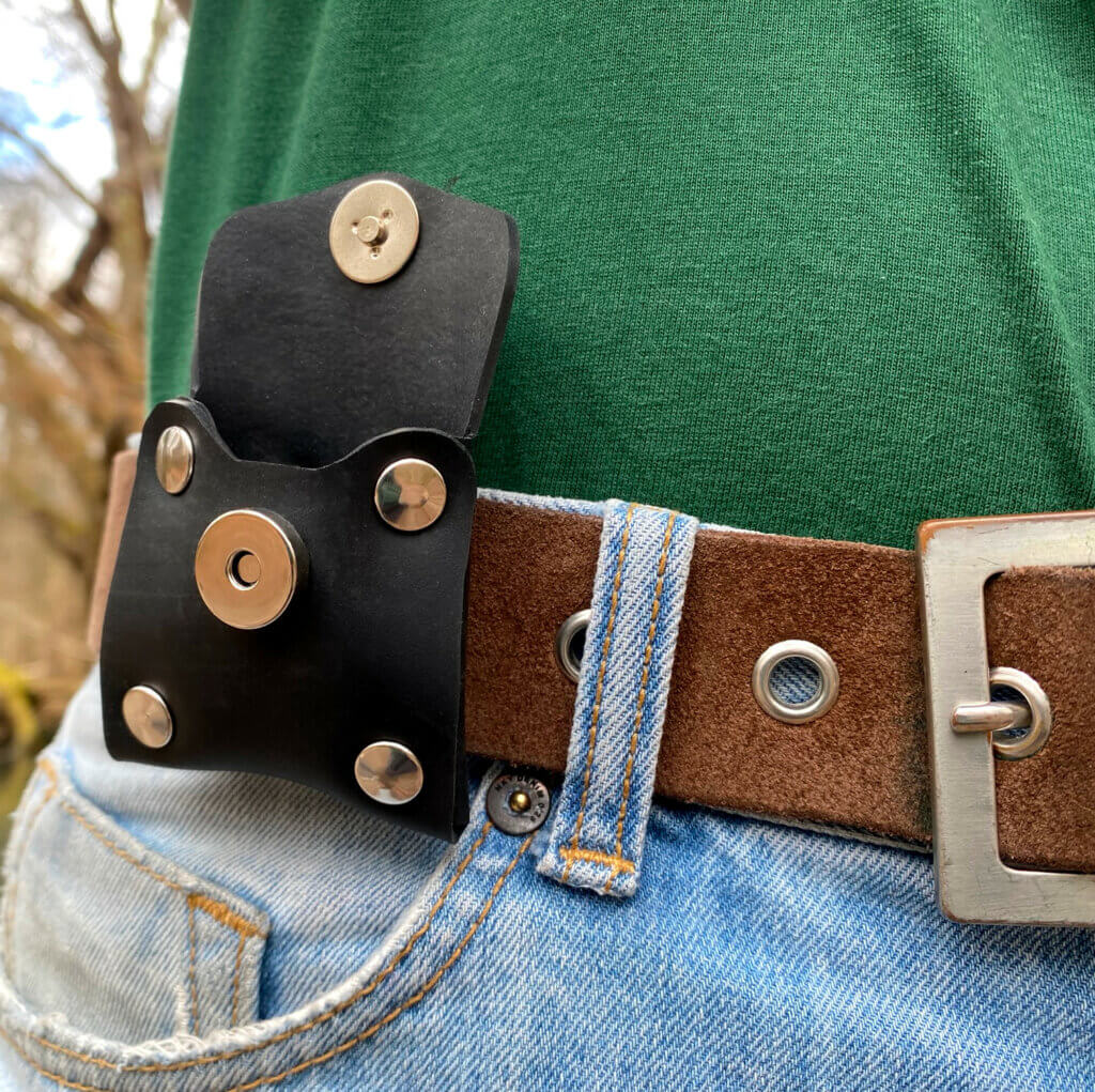 Une toute petite (et toute choupi) nouveauté : la pochette à fidget Pochette de ceinture vegan en chambre à air de tracteur upcyclée