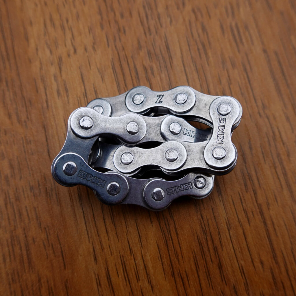 Nouveau fidget toy ! fidget toy anti stress en chaine de velo upcyclees cercles imbriques 9