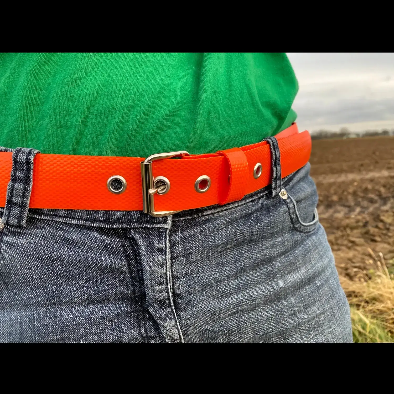 Ceinture en tuyau de lance Ă incendie đ orange Ceinture orange en lance Ă incendie upcyclĂ©e