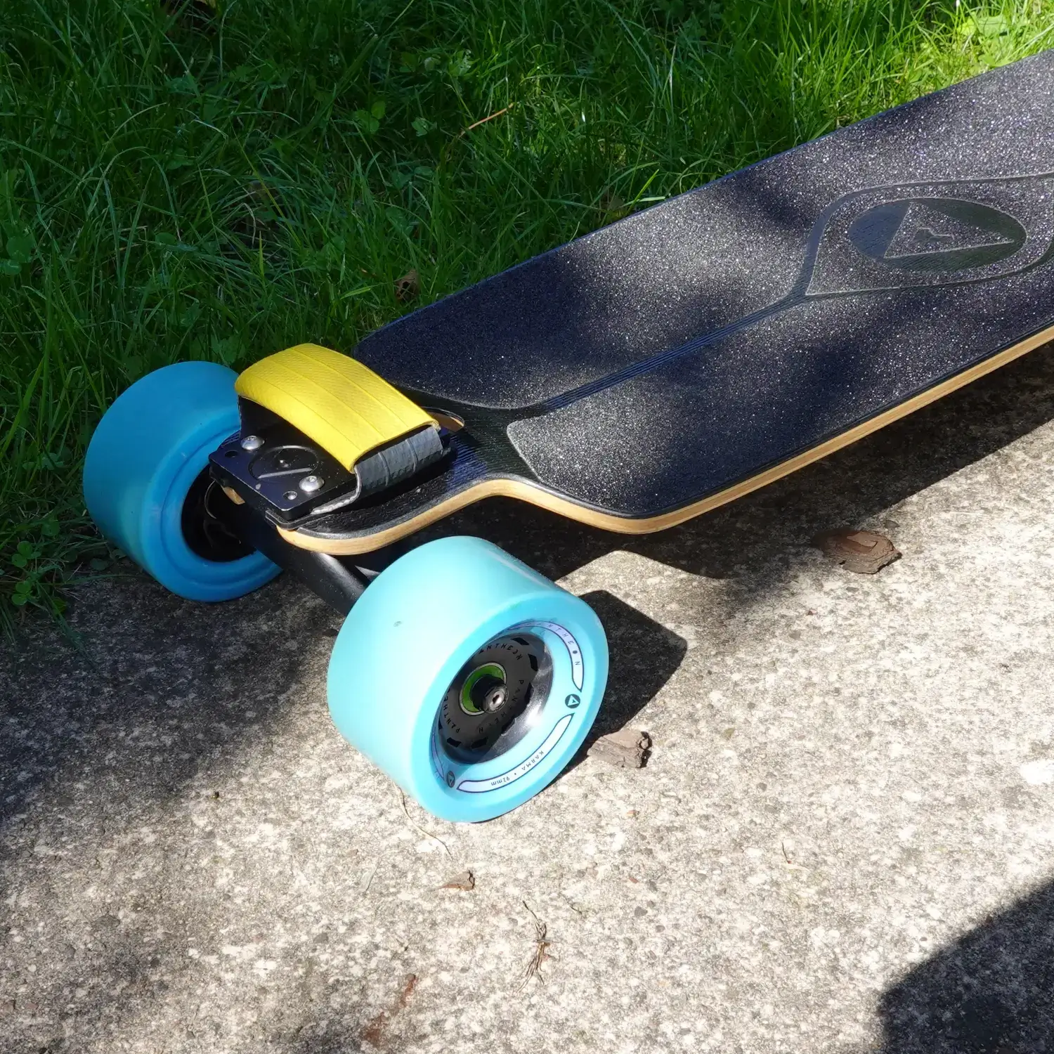 đč PoignĂ©e pour Longboard / LDP en tuyaux de lances Ă incendie - UpcyclĂ©e, Solide et Confortable 3 PoignĂ©e longboard