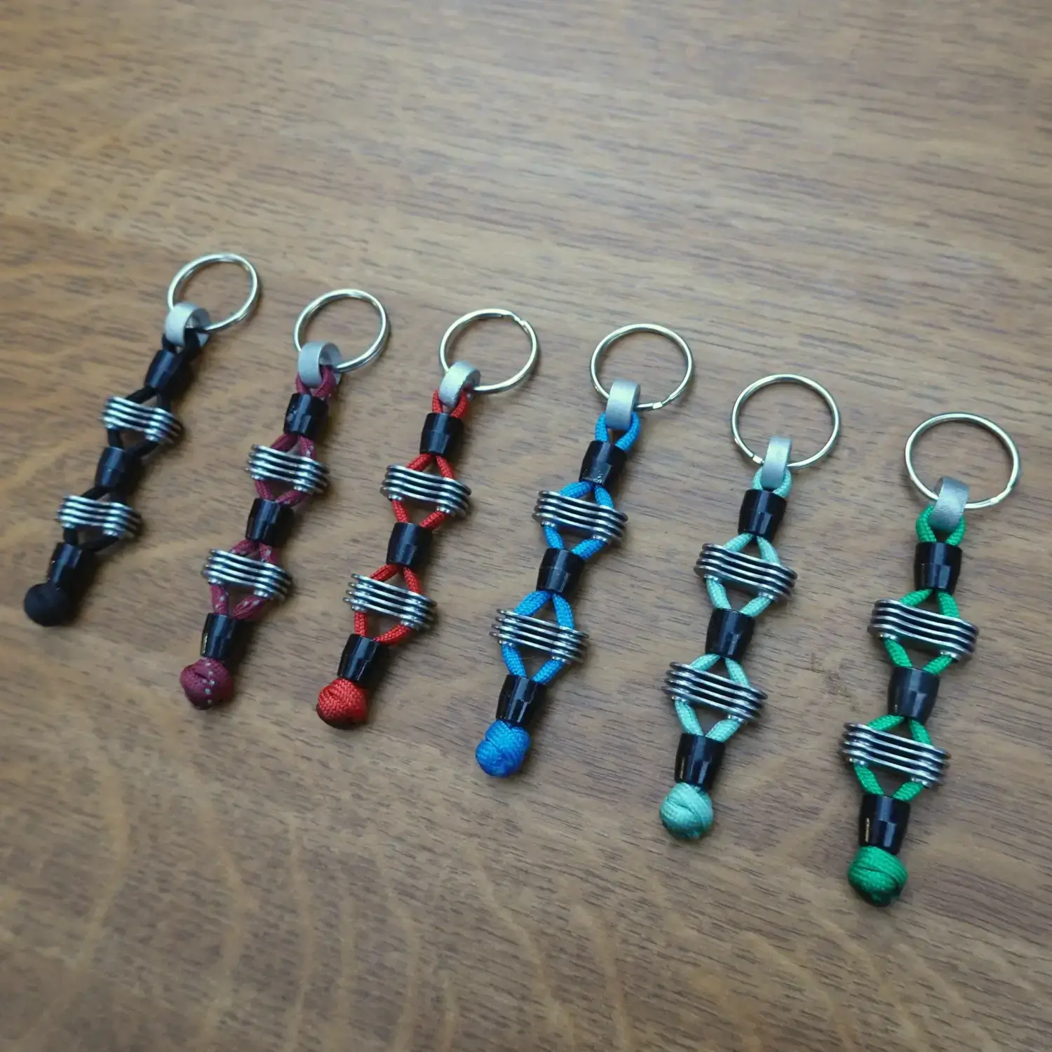 đČ Porte-clĂ©s en paracorde, chaĂźne de vĂ©lo et Ă©crous de frein â UpcyclĂ©, solide et unique Porte-clĂ©s en chaine de vĂ©lo, paracorde et Ă©crous de patins de frein upcyclĂ©s