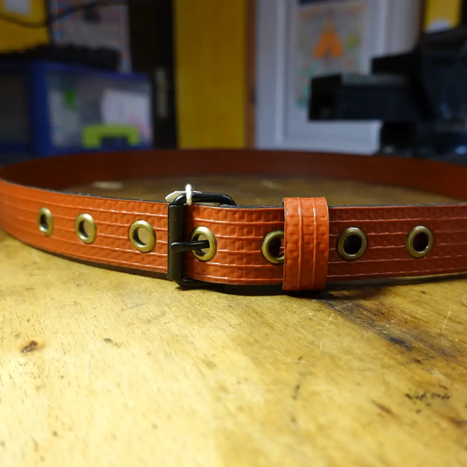Ceintures rouges/marrons en tuyau de lance Ă incendie â Ădition limitĂ©e â»ïžđ ceinture en tuyau de lance Ă incendie - largeur 25mm - boucle noire