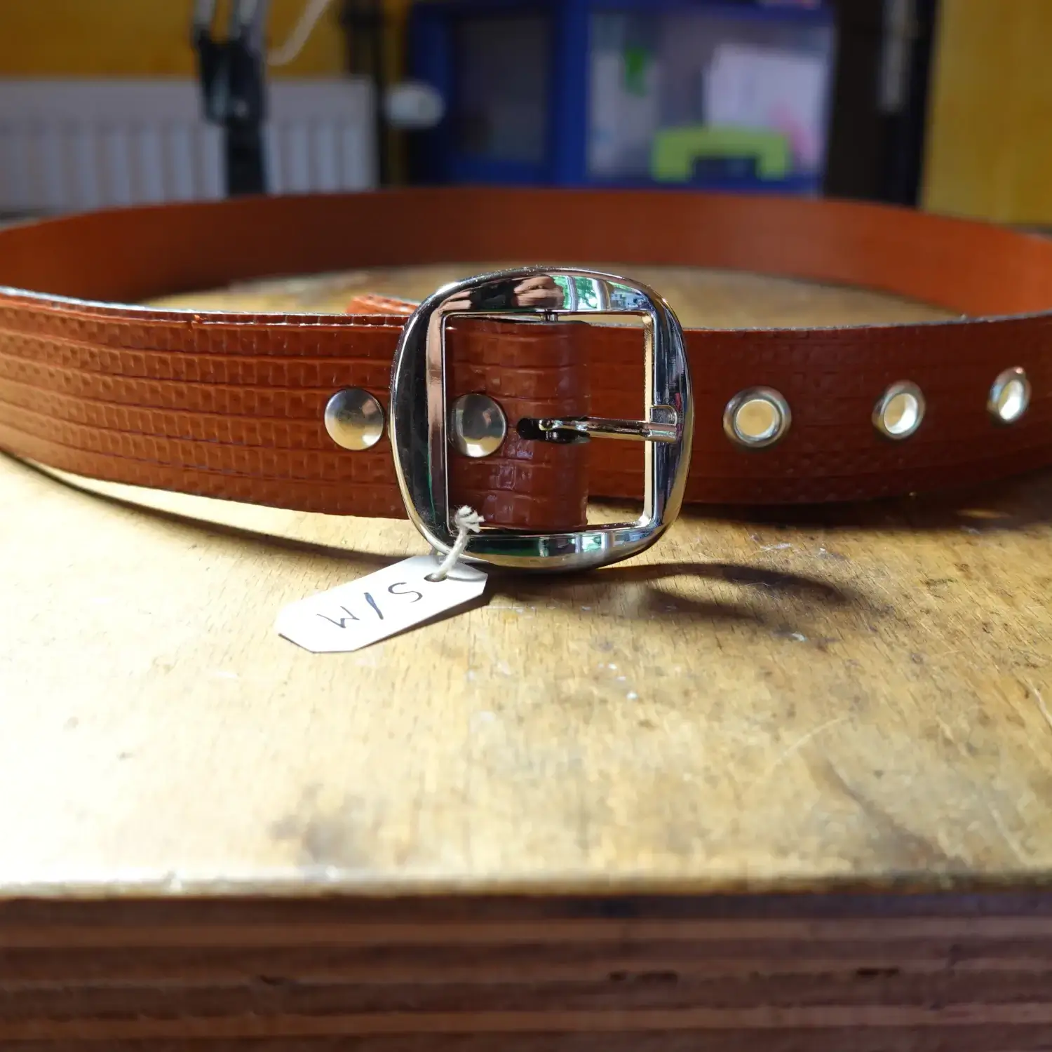 Ceintures rouges/marrons en tuyau de lance Ă incendie â Ădition limitĂ©e â»ïžđ ceinture en tuyau de lance Ă incendie rouge brique avec boucle spĂ©ciale argentĂ©e