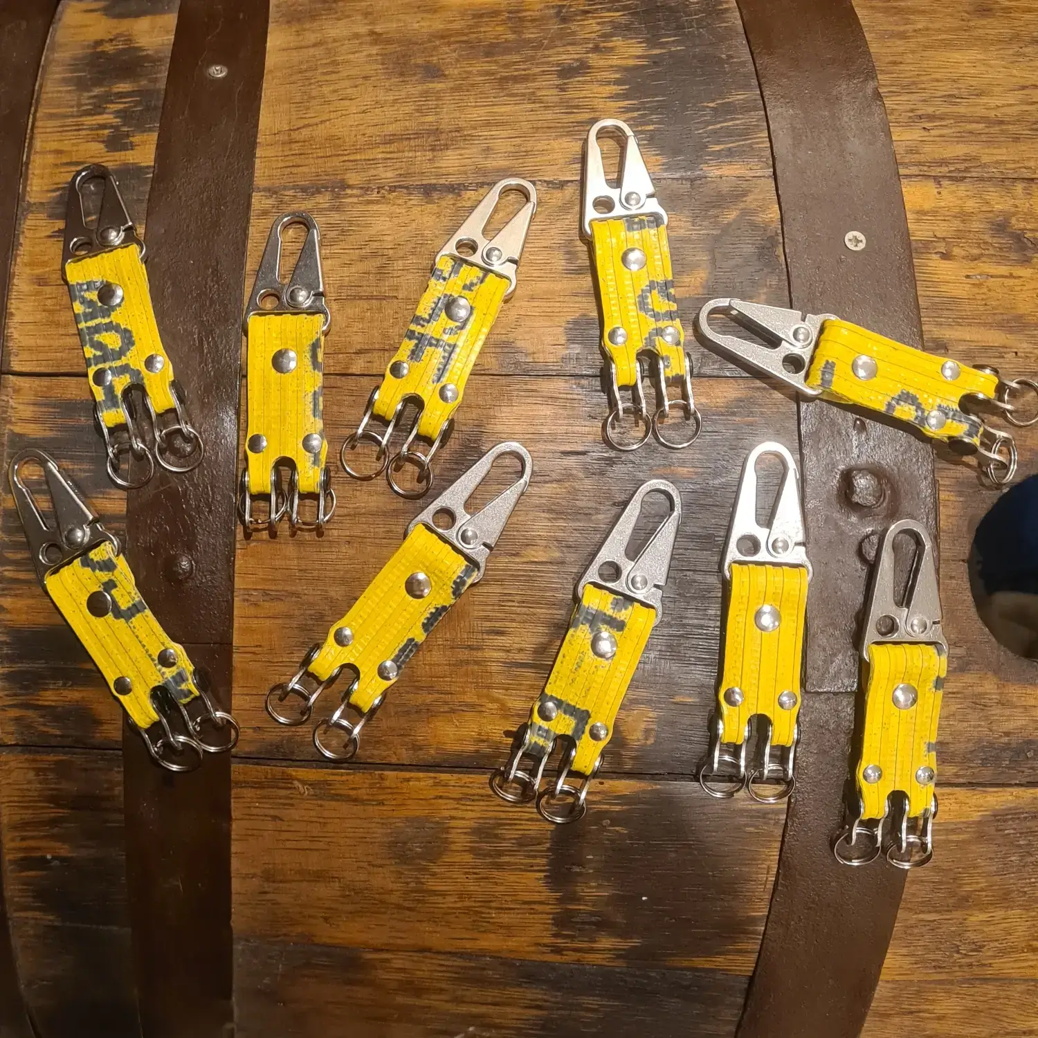 đ Porte-clĂ©s double en lance Ă incendie jaune et chaĂźne de vĂ©lo upcyclĂ©es Porte-clĂ©s en tuyau de lance Ă incendie jaune - porte-clĂ©s sĂ©parateur de trousseaux