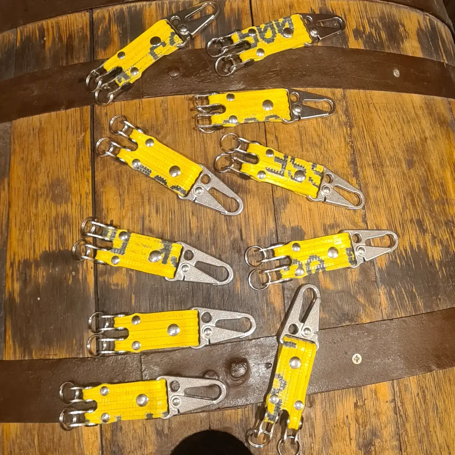 đ Porte-clĂ©s double en lance Ă incendie jaune et chaĂźne de vĂ©lo upcyclĂ©es Porte-clĂ©s en tuyau de lance Ă incendie jaune - porte-clĂ©s sĂ©parateur de trousseaux