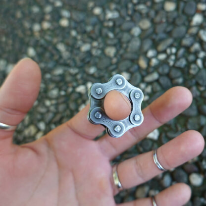 Fidget toy en chaîne de vélo upcyclée