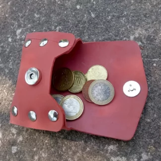 Porte-monnaie en chambre à air de tracteur rouge