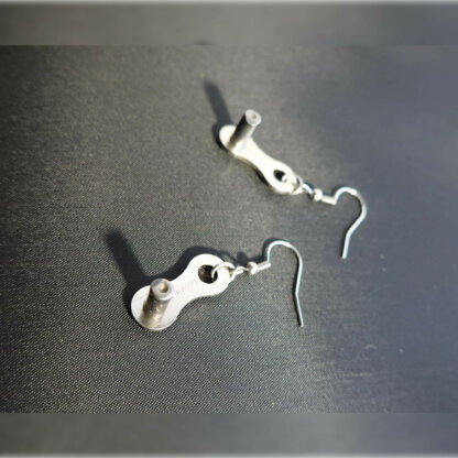 Boucles d'oreilles en plaque de chaîne de vélo upcyclée