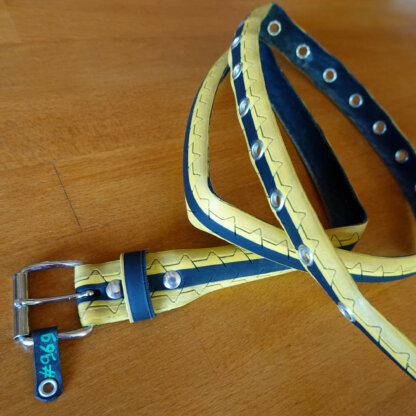 Ceinture jaune et noire en pneu de vélo upcyclé - Re-Cycle-On