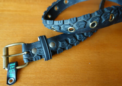 Ceinture noire en pneu de vélo upcyclé - Re-Cycle-On