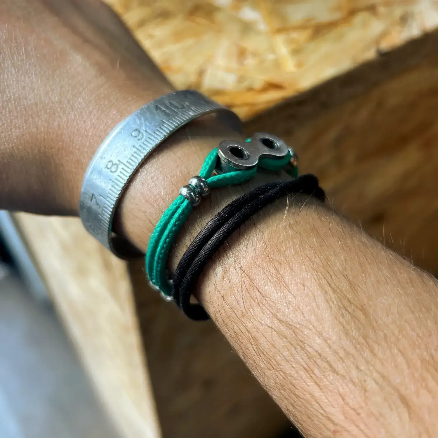 Bracelet pour cycliste en paracorde verte et maillon de chaîne de vélo