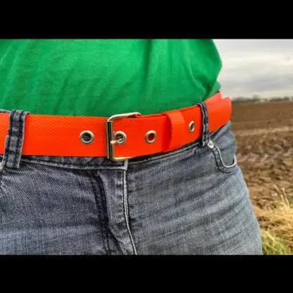 Ceinture en lance à incendie orange upcyclée