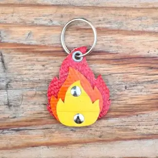 Porte-clés en tuyau de pompier upcyclé - porte-clés flamme