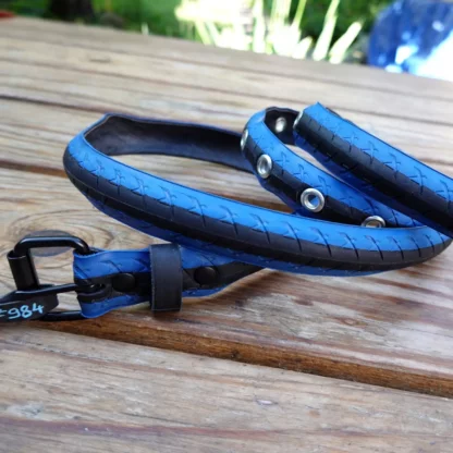 Ceinture noire et bleu en pneu de vélo upcyclé