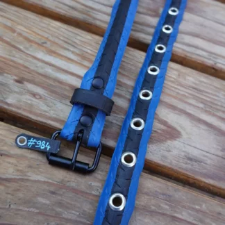 Ceinture noire et bleu en pneu de vélo upcyclé