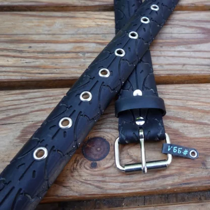 Ceinture noire large en pneu de vélo upcyclé