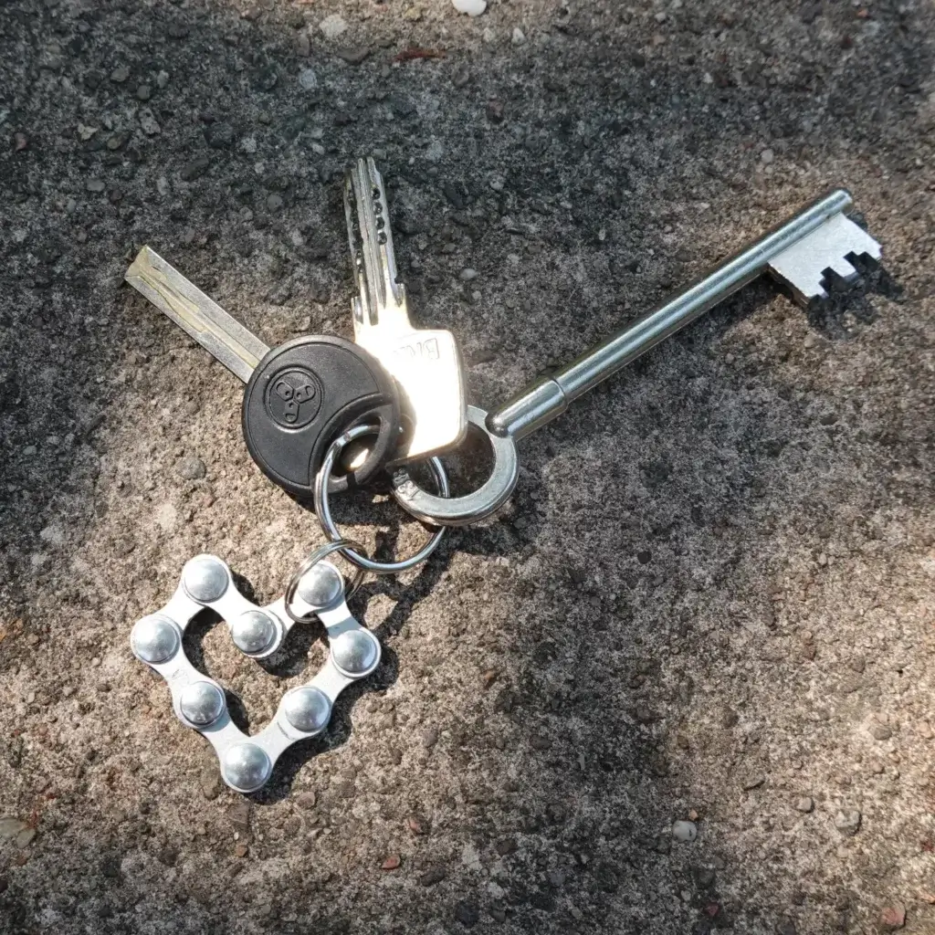 Porte-clés cœur en chaine de vélo upcyclée