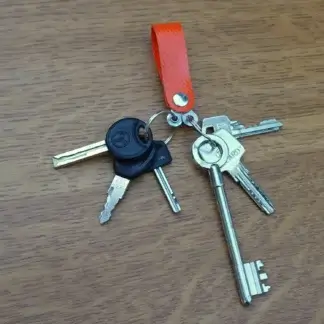 Porte-clés séparateur de trousseaux en tuyau de lance à incendie upcyclé