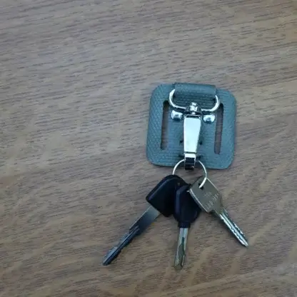 Passant porte-clés de ceinture en tuyau de lance à incendie upcyclé