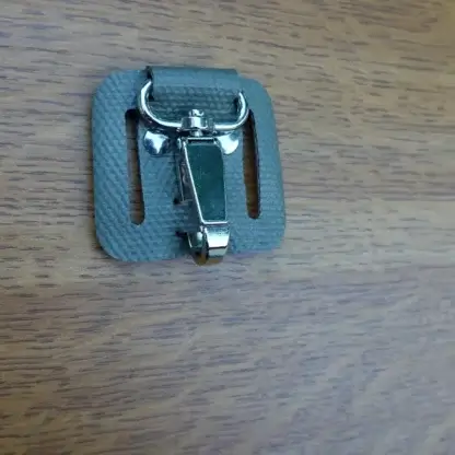 Passant porte-clés de ceinture en tuyau de lance à incendie upcyclé