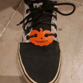 🎃 Breloque de lacet “Citrouille” — upcyclée à partir de tuyau de lance à incendie orange (lot de 2) ♻️